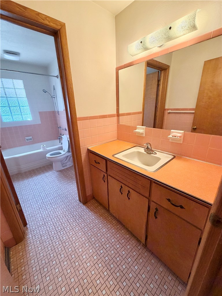32 Orchard Drive Property Photo 10