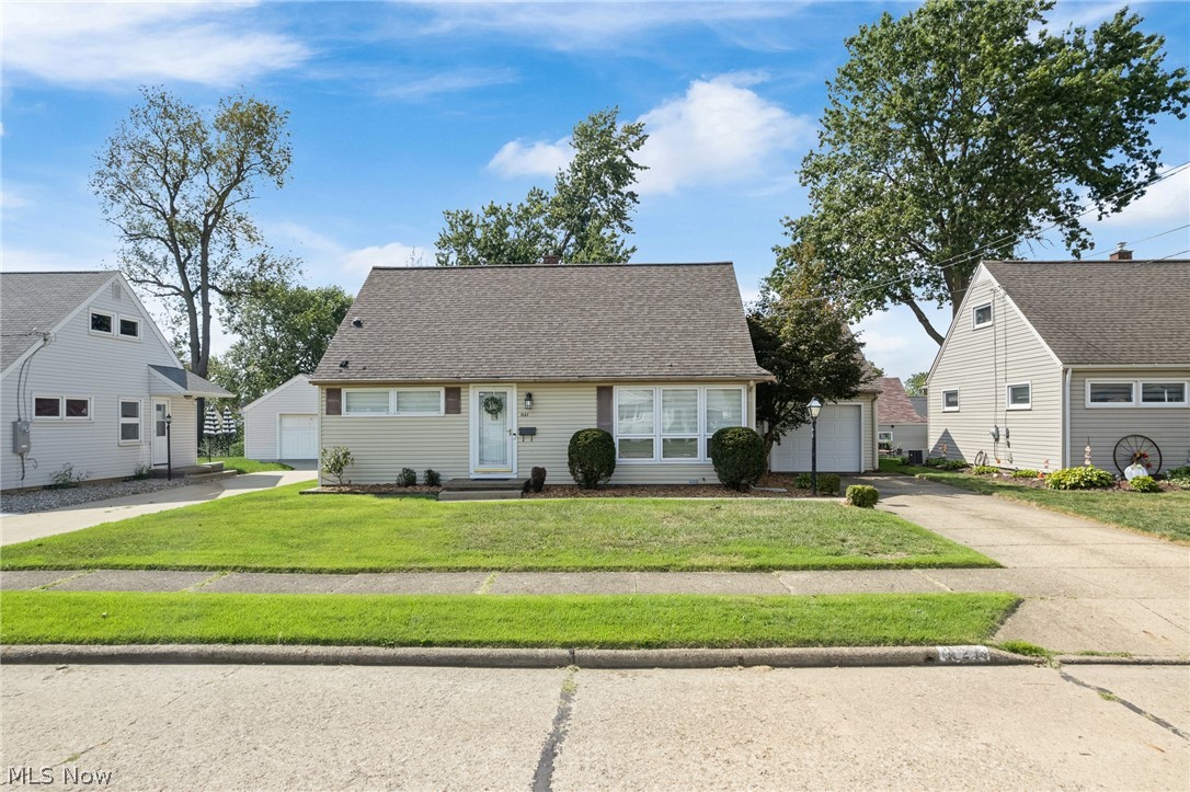 1121 Valleyview Avenue Sw Property Photo 1