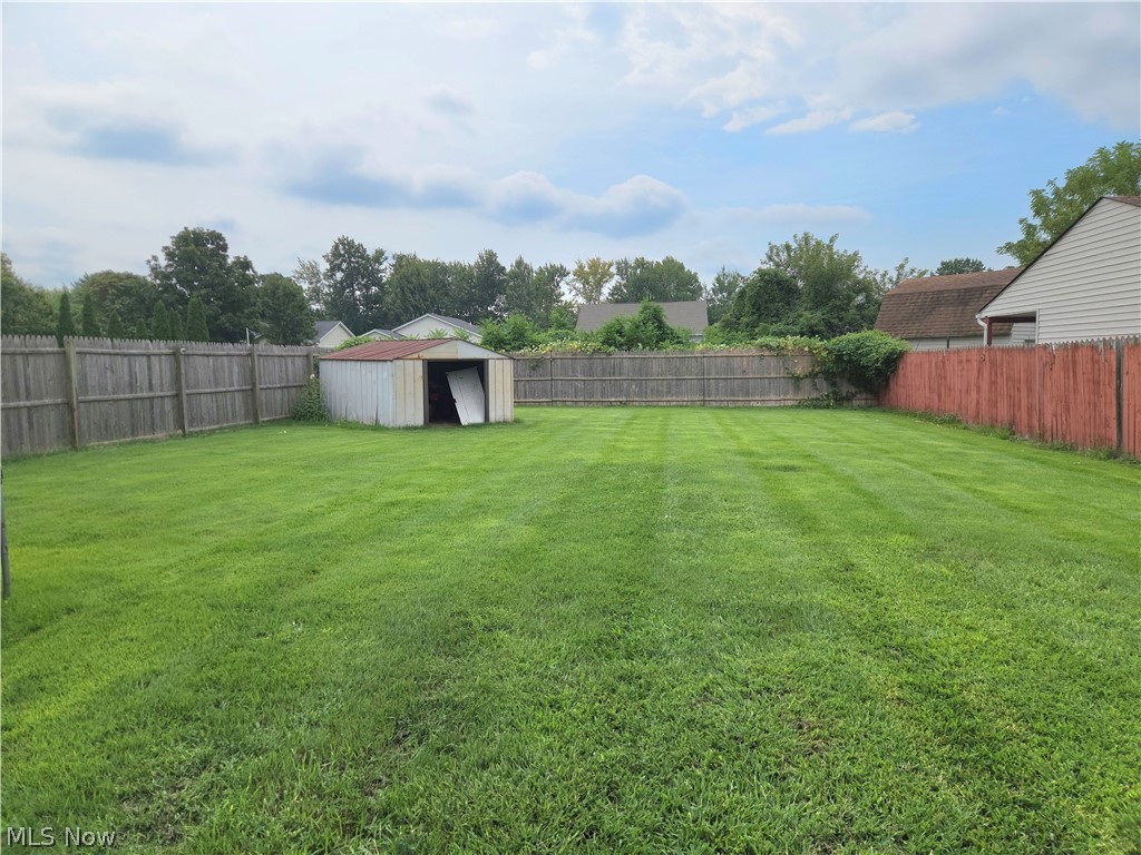 363 Button Avenue Property Photo 18