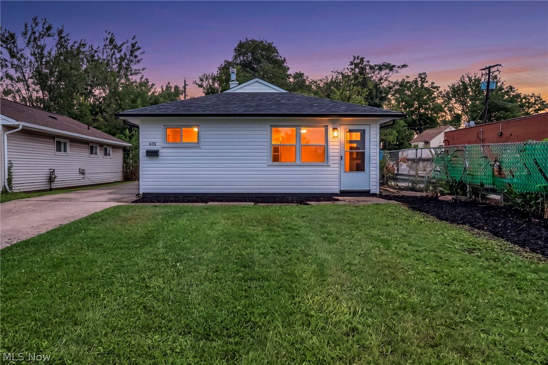 601 Northfield Road Property Photo 1