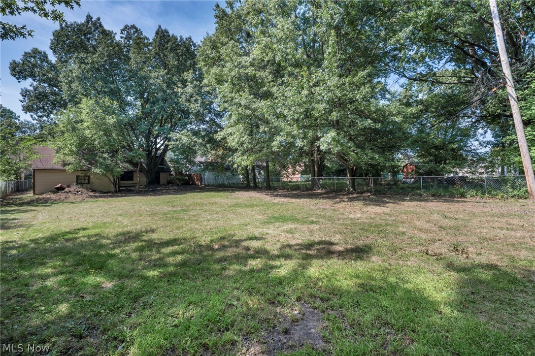 25595 Chatworth Drive Property Photo 32