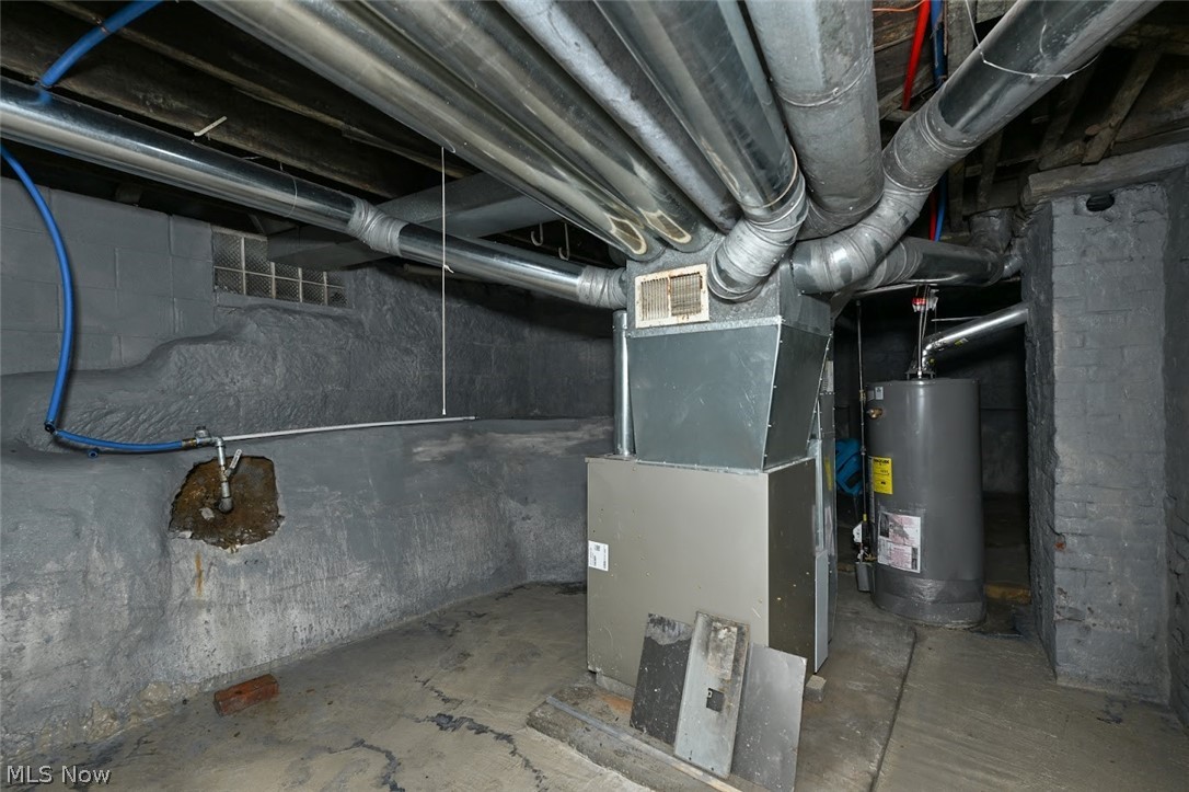 906 E Buchtel Avenue Property Photo 17