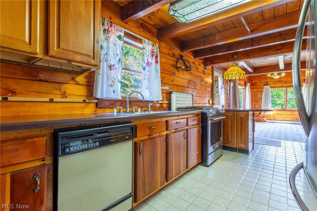 10737 Cadiz Road Property Photo 9