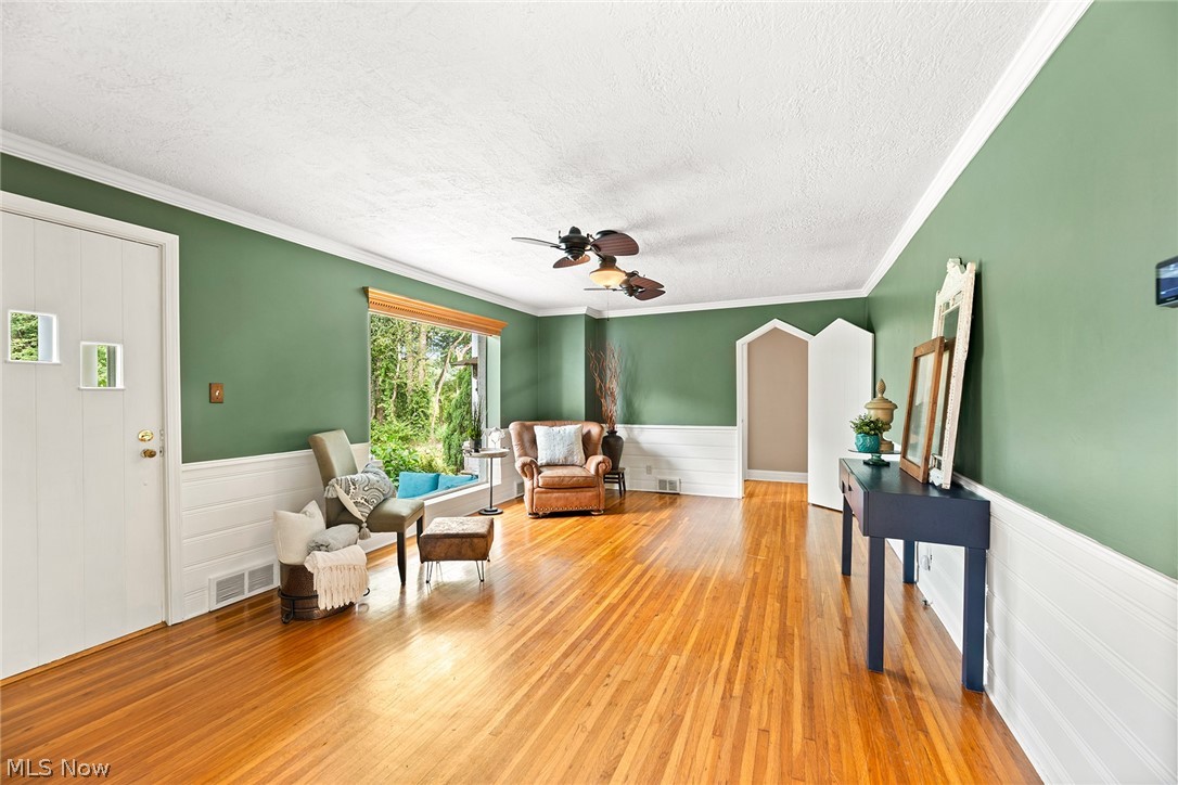 1375 N Revere Road Property Photo 11