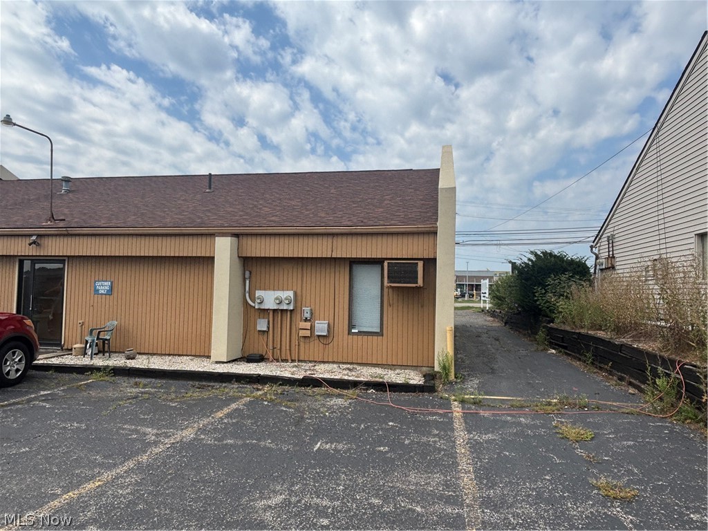 4220 State Route 43 Unit B Property Photo 2