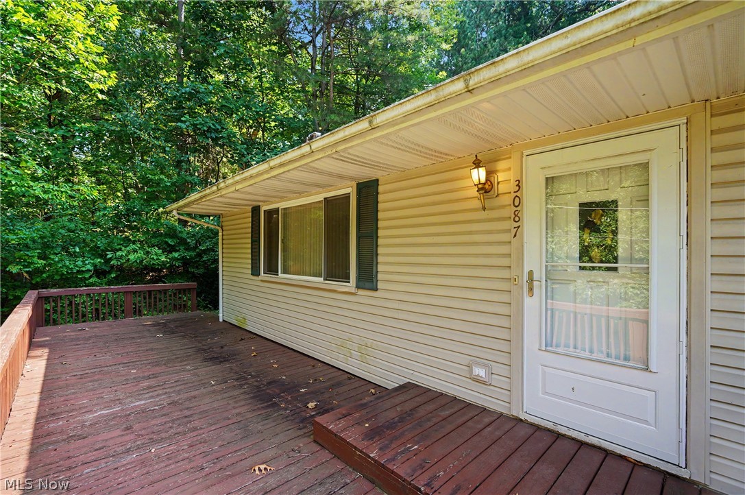 3087 Tower Hill Drive Property Photo 2
