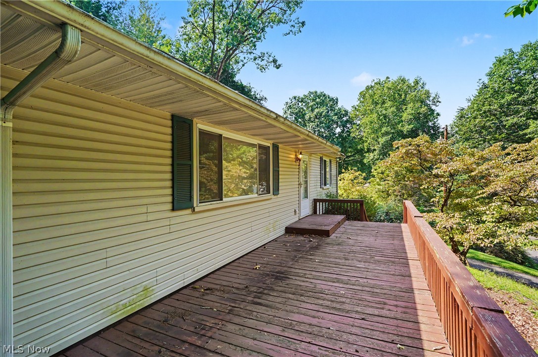 3087 Tower Hill Drive Property Photo 3