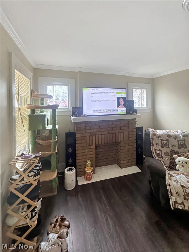 688 Merton Avenue Property Photo 2