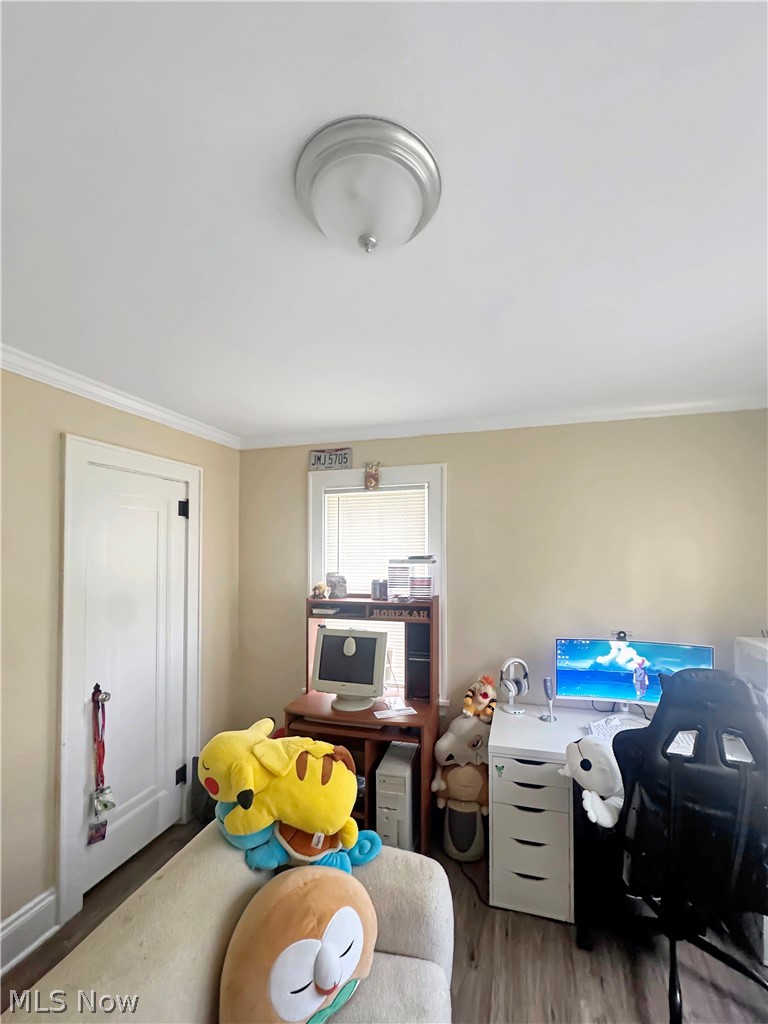 688 Merton Avenue Property Photo 8