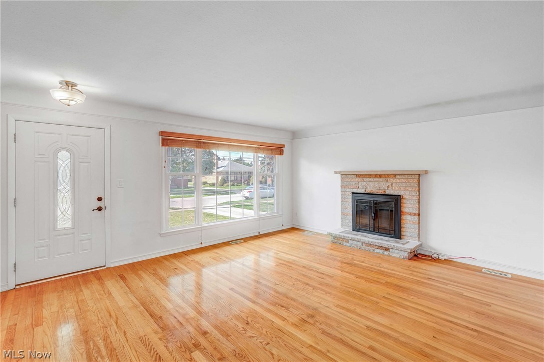 2919 Dale Avenue Property Photo 2