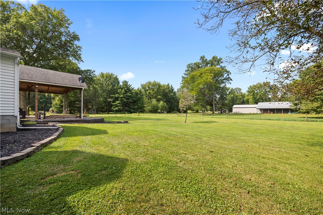 9988 W Ridge Road Property Photo 4