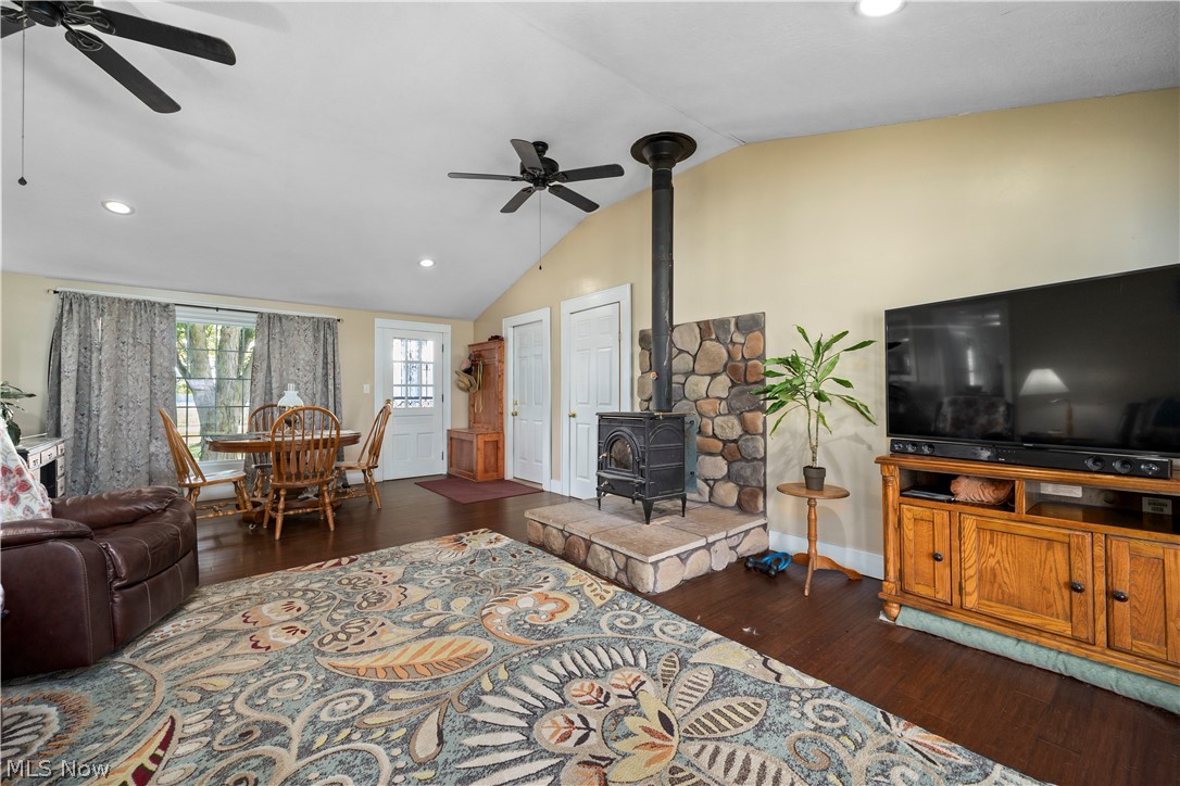 9988 W Ridge Road Property Photo 8