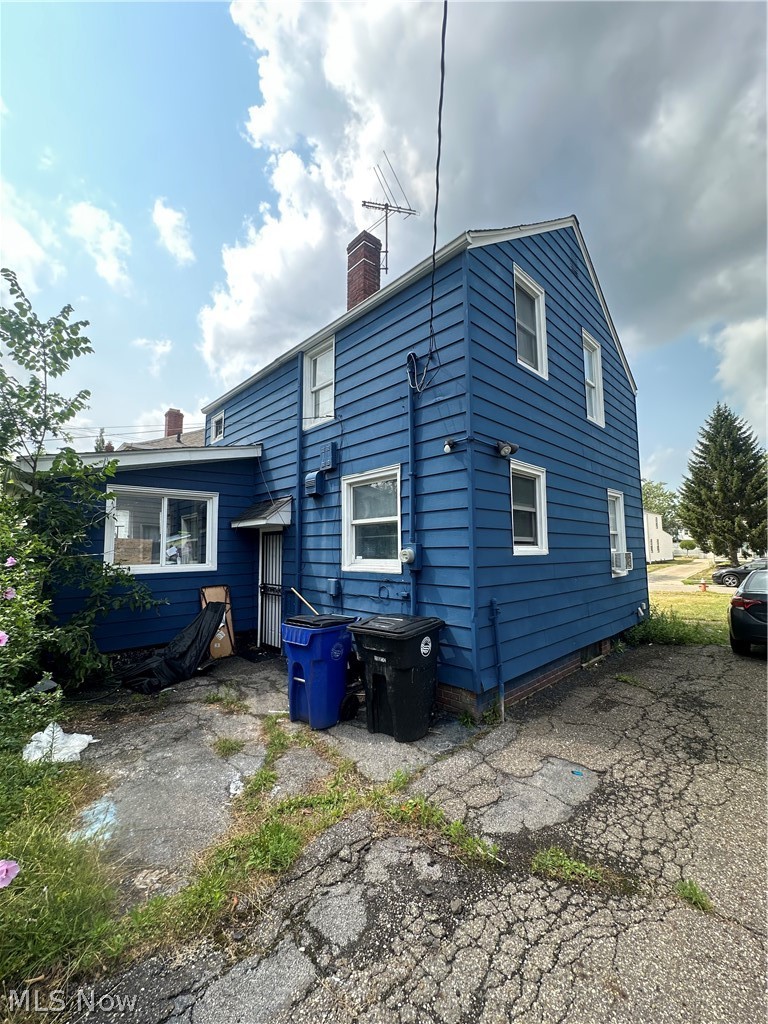 17312 Glendale Avenue Property Photo 4
