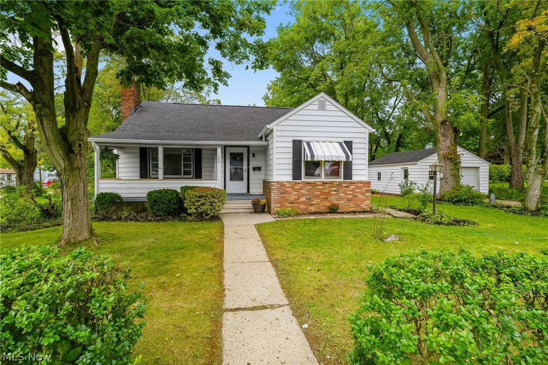 200 Gnau Avenue Sw Property Photo 1