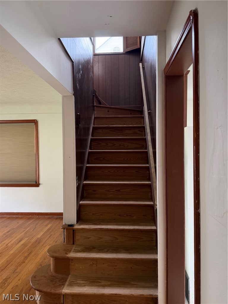 7425 Glencoe Avenue Property Photo 12