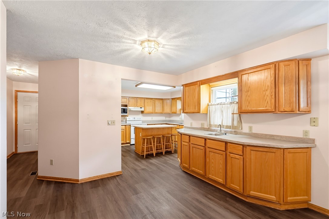 3504 Lakeview Boulevard Property Photo 5
