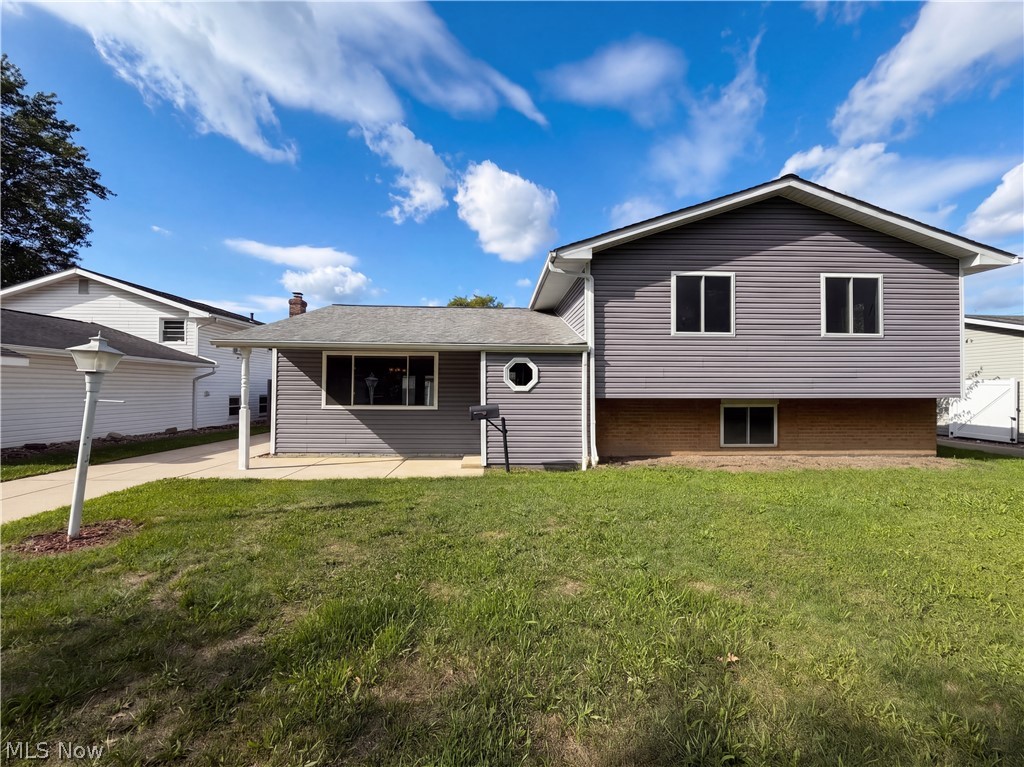 25142 Deerfield Drive Property Photo