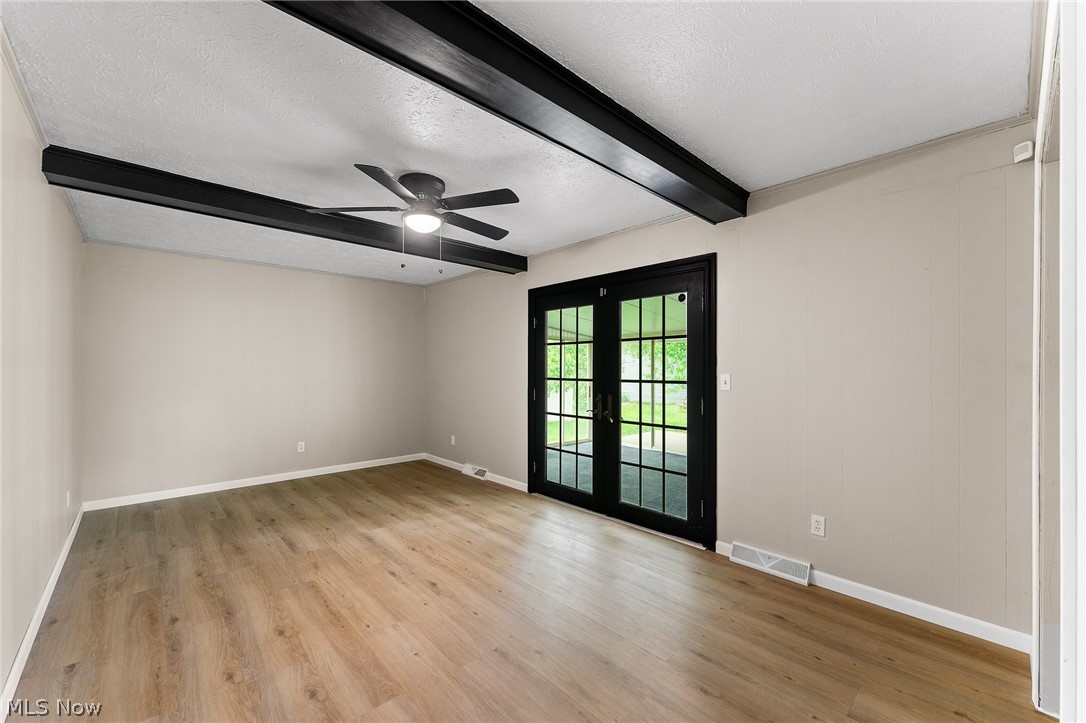 6820 Lockwood Boulevard Property Photo 11