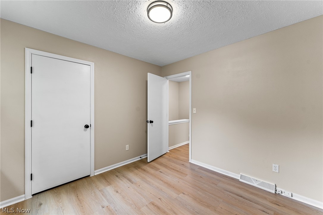 6820 Lockwood Boulevard Property Photo 17
