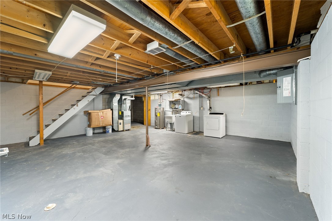6820 Lockwood Boulevard Property Photo 22
