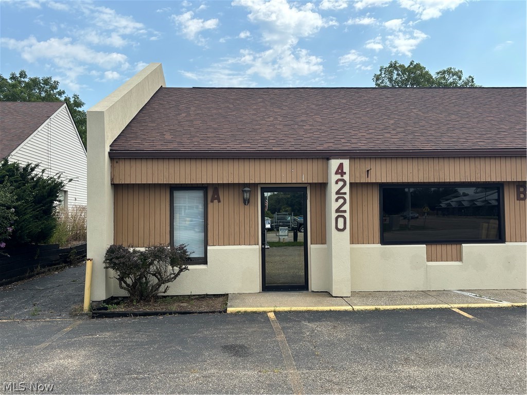4220 State Route 43 Unit A Property Photo 1