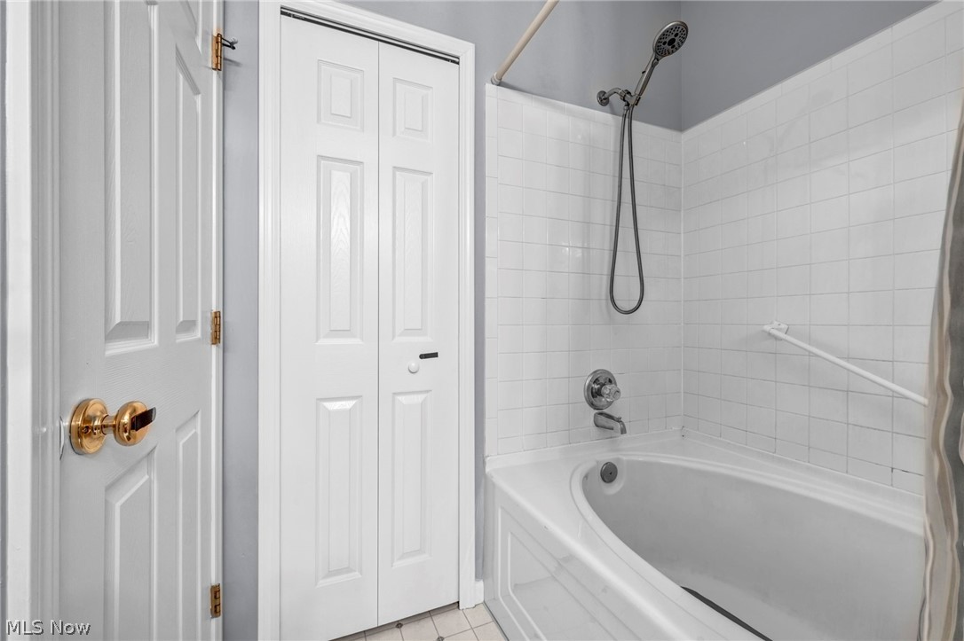 1909 Craig Drive Property Photo 32