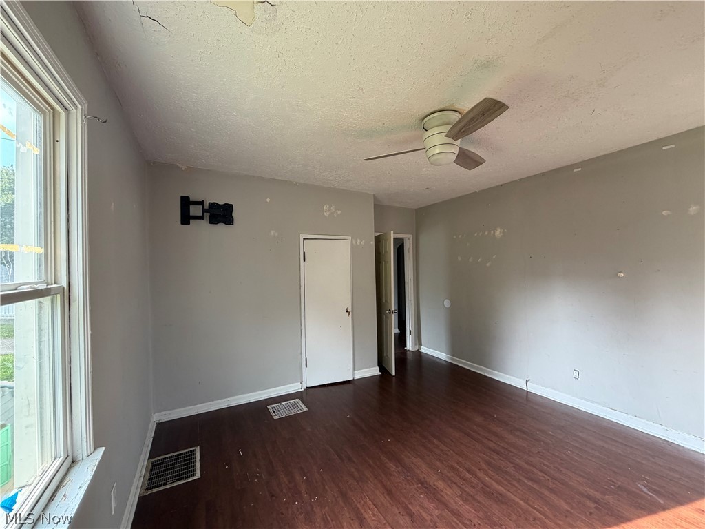 210 S 16th Street Property Photo 8