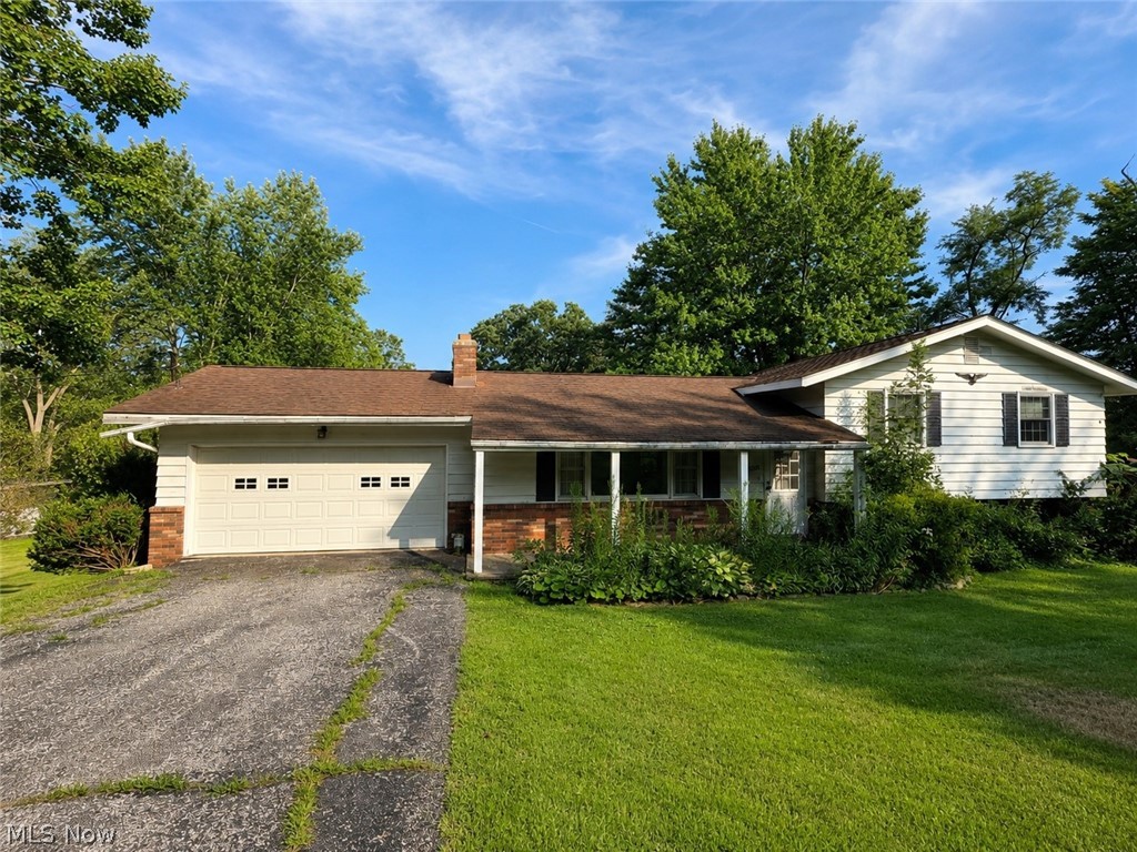 6981 Highland View Drive Property Photo 1