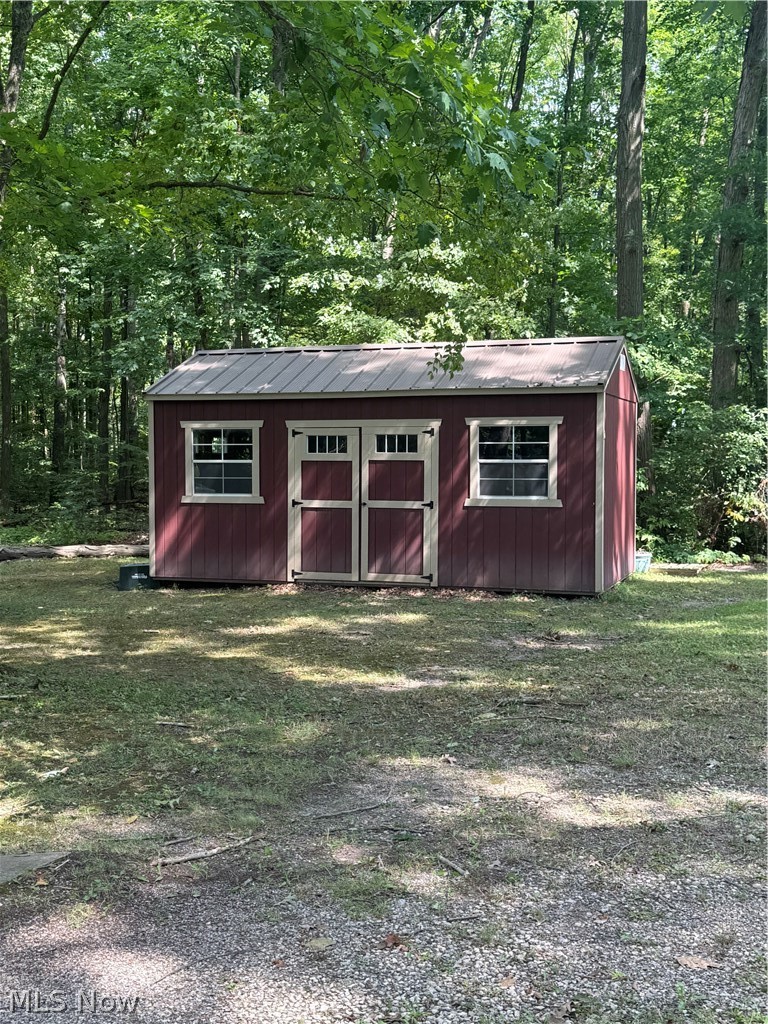 700 Stillwater Drive Property Photo 4