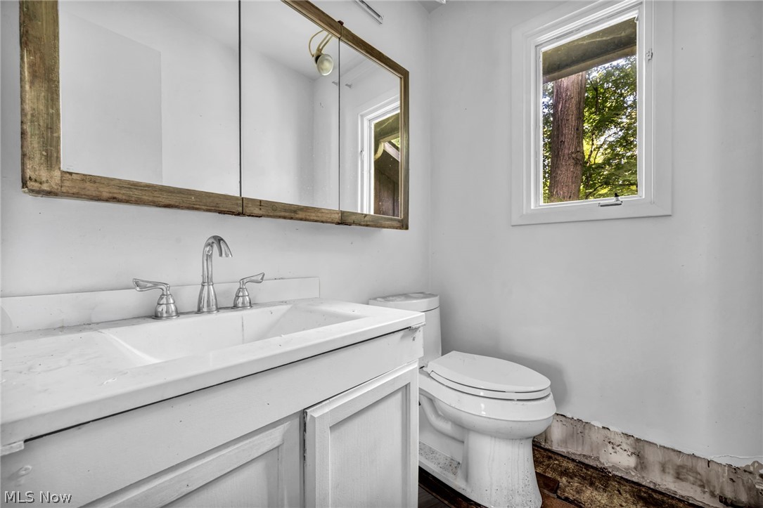 246 Windward Drive Property Photo 19