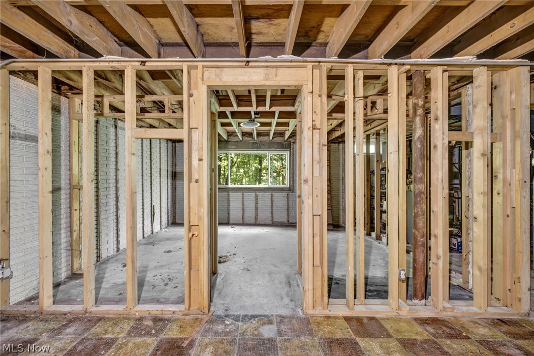 246 Windward Drive Property Photo 22