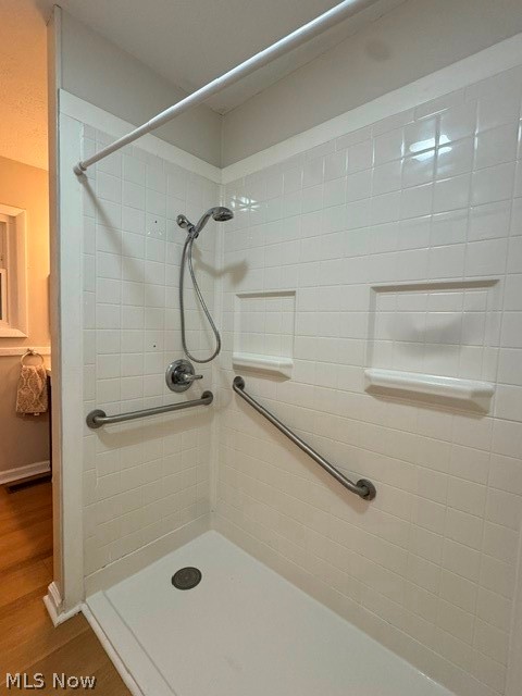 4091 Siefer Drive Property Photo 8