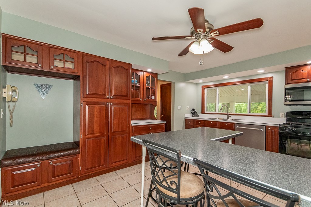8831 Pine Tree Drive Property Photo 13