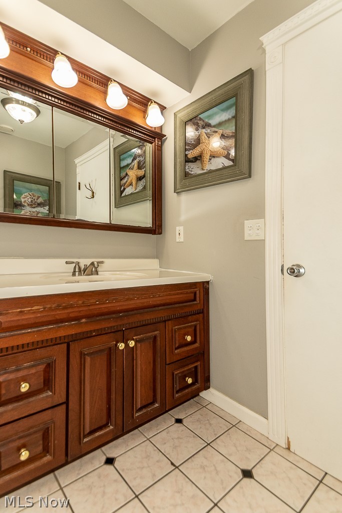8831 Pine Tree Drive Property Photo 22