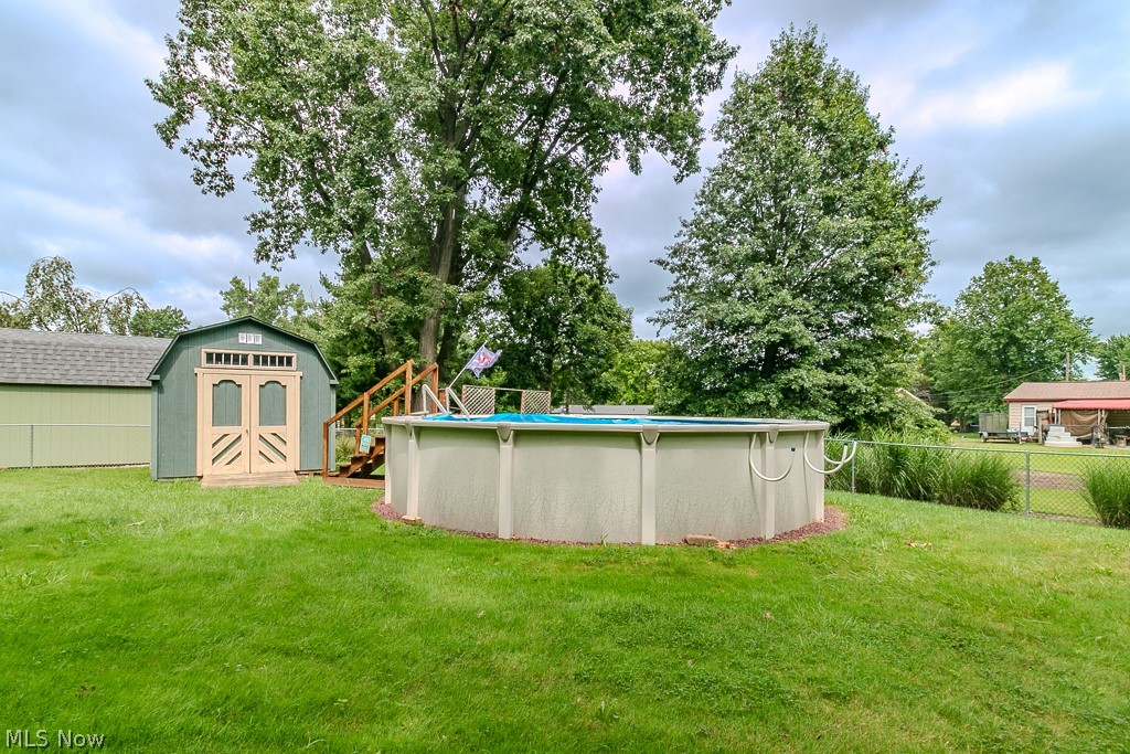 8831 Pine Tree Drive Property Photo 36