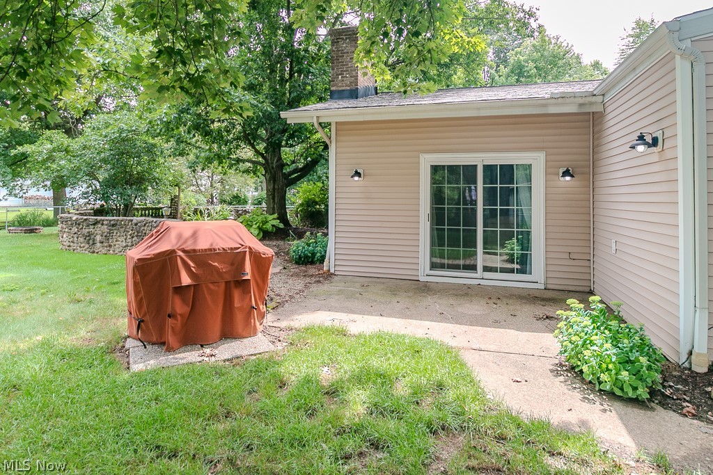 8831 Pine Tree Drive Property Photo 38