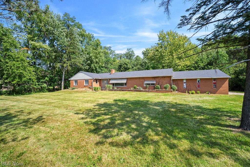 355 S Chillicothe Road Property Photo 3
