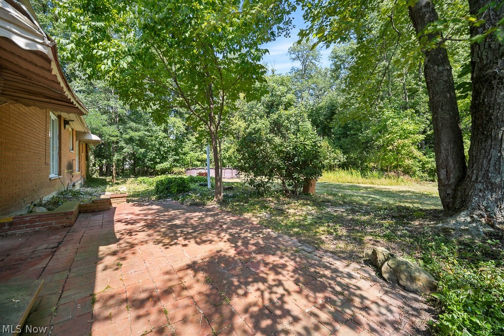 355 S Chillicothe Road Property Photo 5