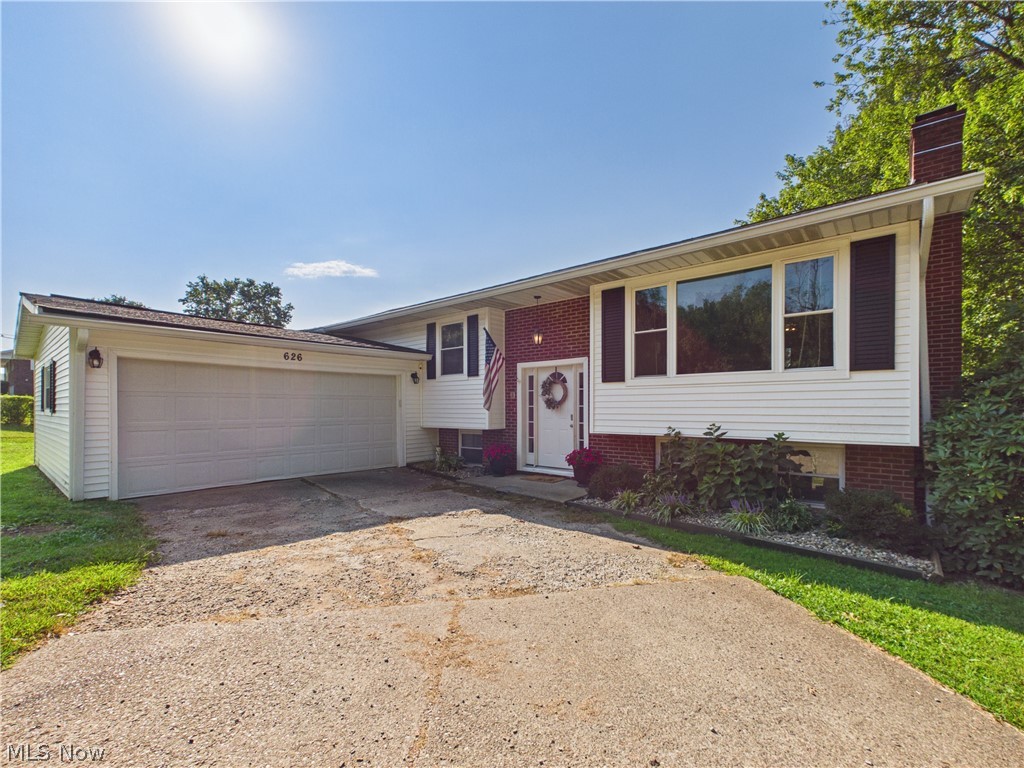 626 Valley Mills Road Property Photo 1