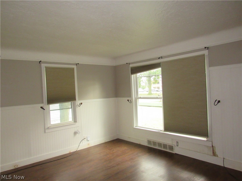 6224 Engle Road Property Photo 3