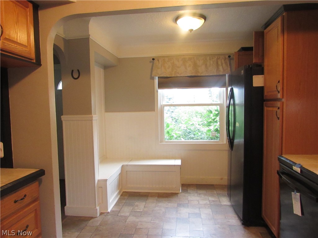 6224 Engle Road Property Photo 6