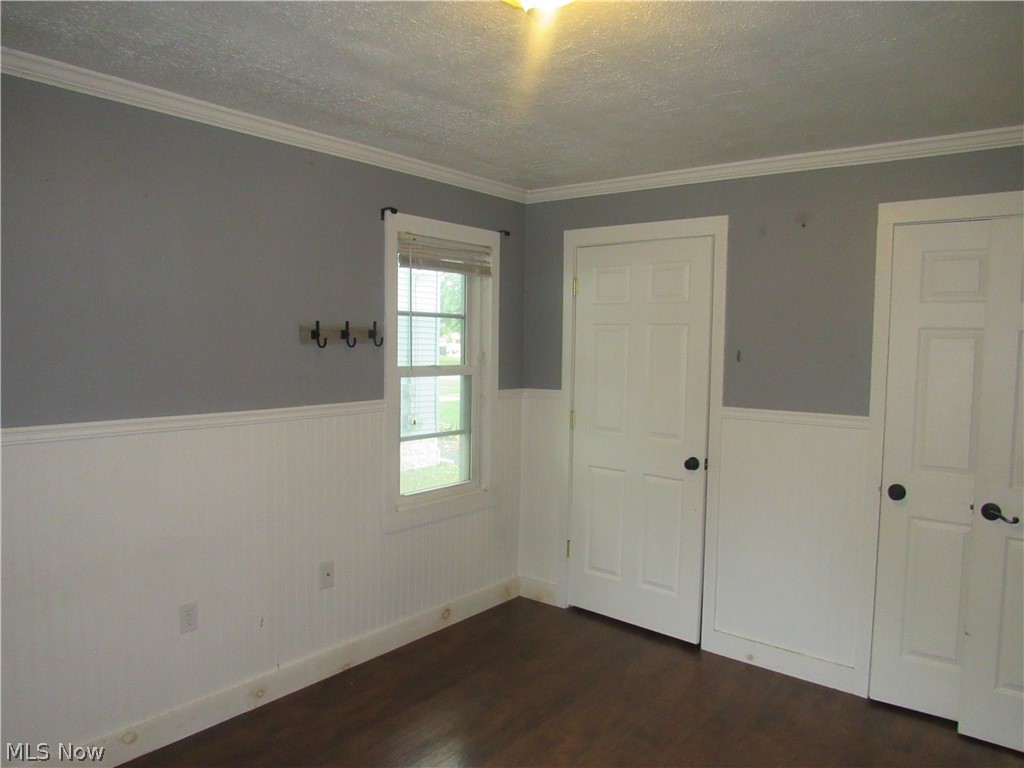 6224 Engle Road Property Photo 12