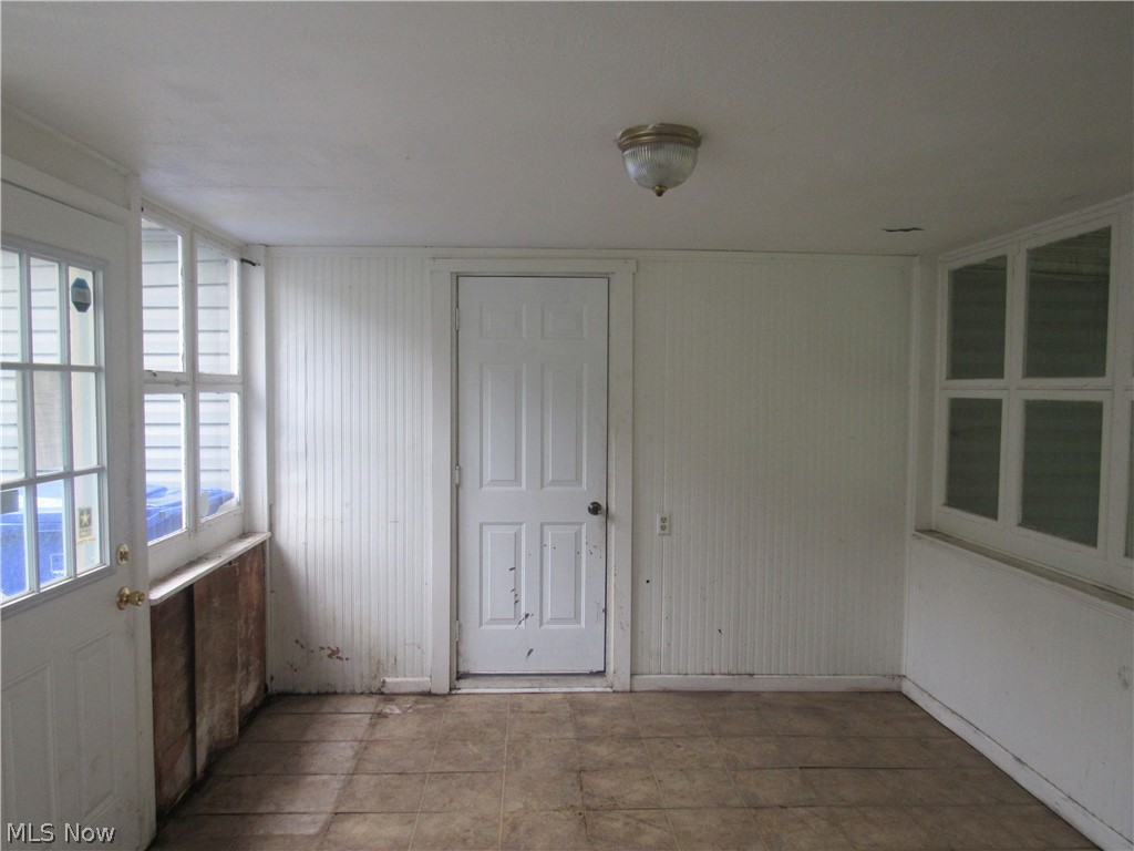 6224 Engle Road Property Photo 24