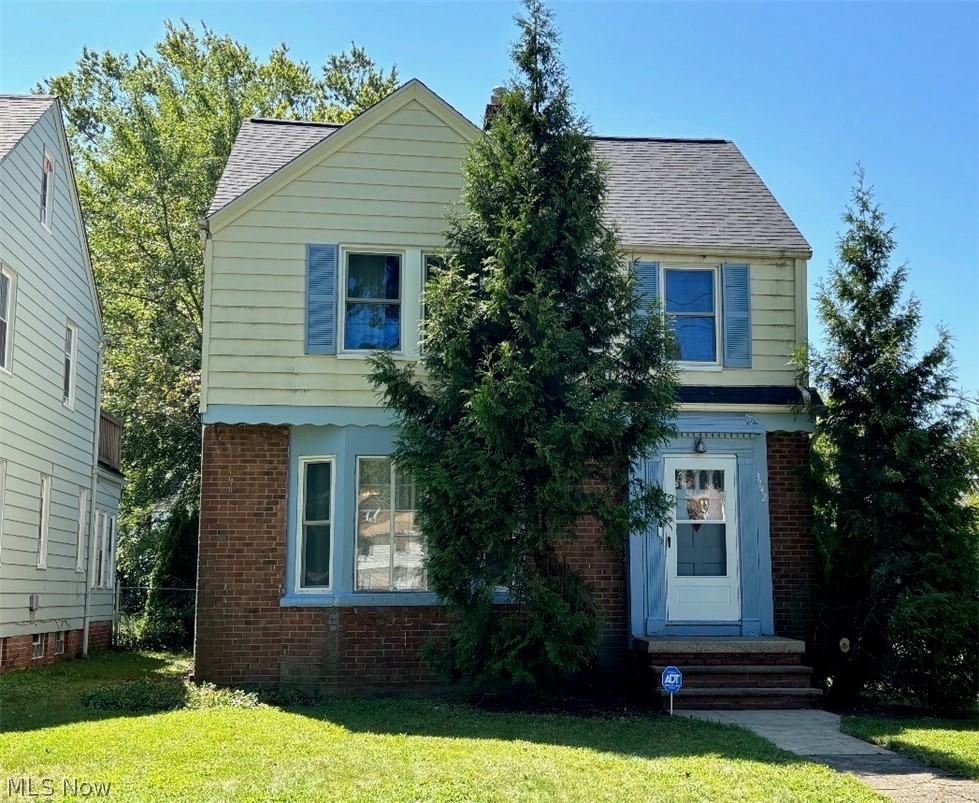 3742 Silsby Road Property Photo 1