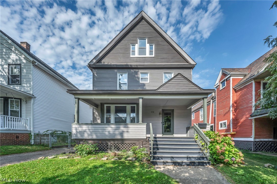 1362 W 61st Street
