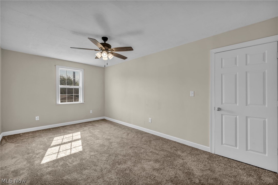 1125 E Farwell Street Property Photo 25