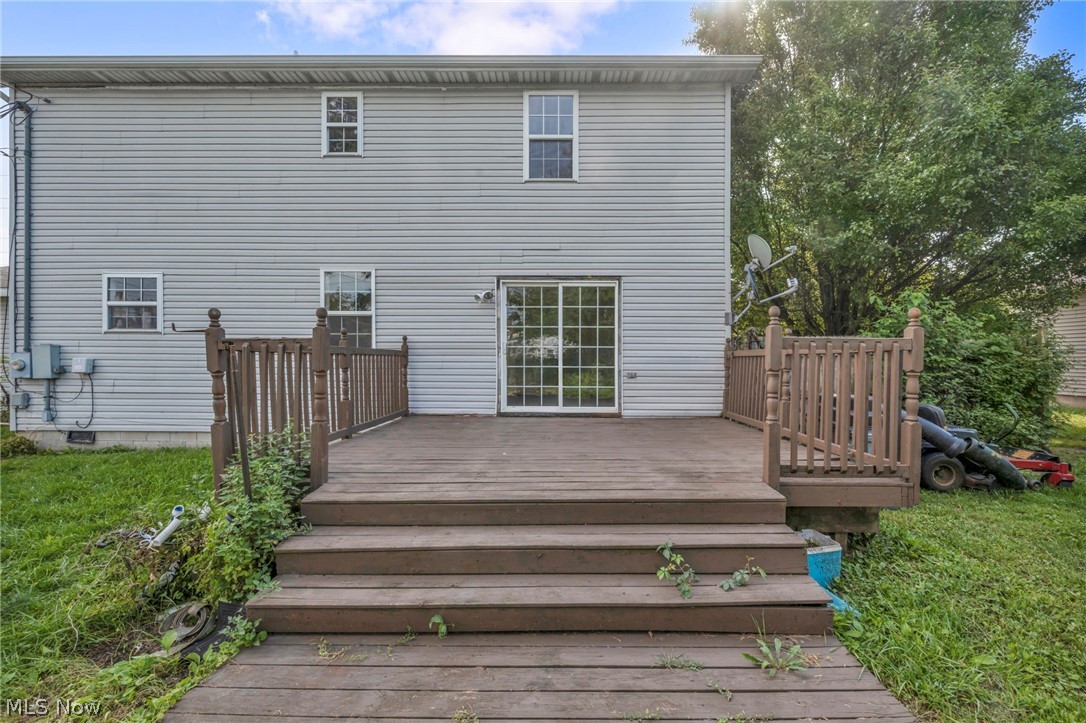 1125 E Farwell Street Property Photo 35