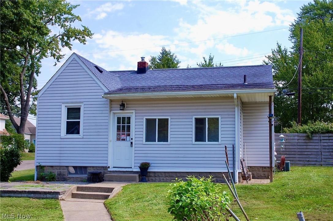 2464 Nesbitt Avenue Property Photo 3