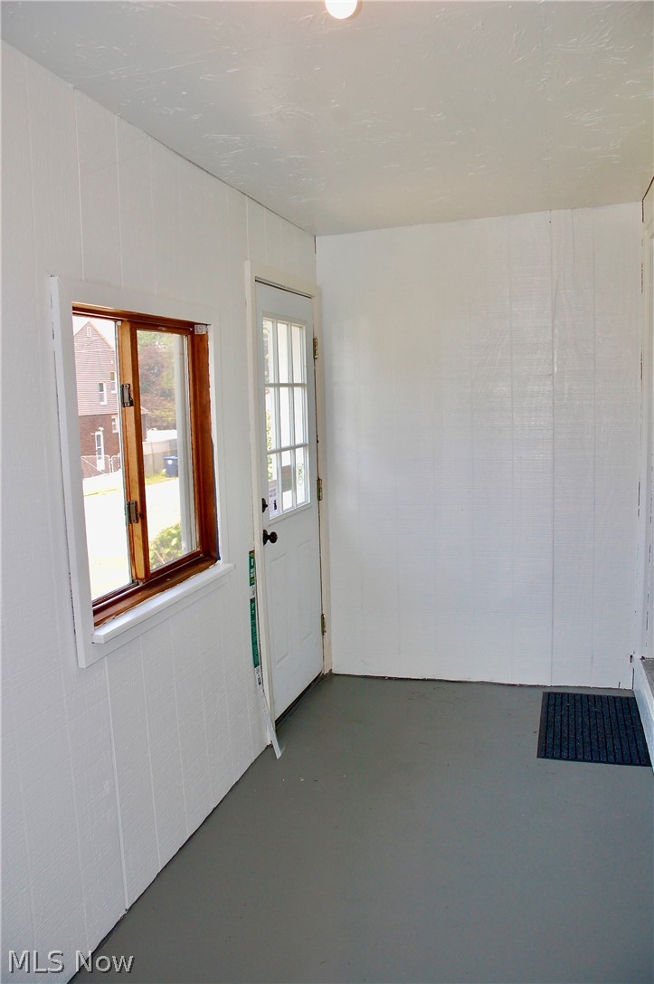 2464 Nesbitt Avenue Property Photo 8