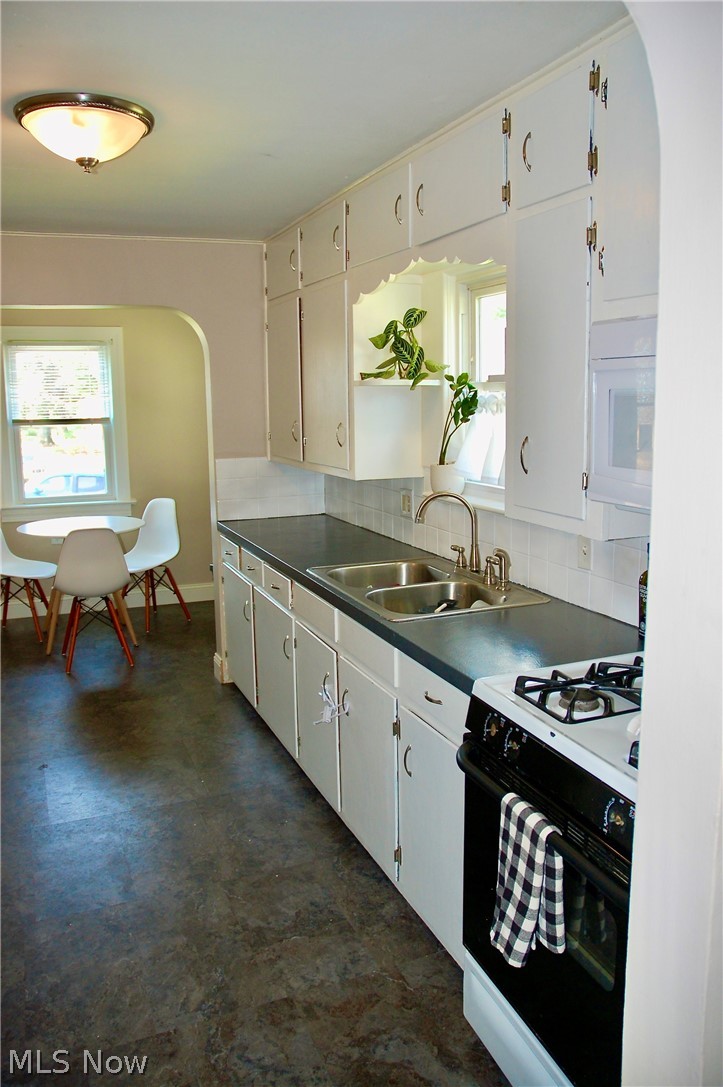 2464 Nesbitt Avenue Property Photo 11